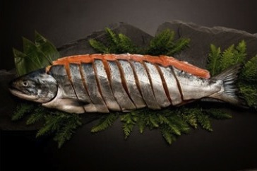 北海道日高産　新巻鮭姿切身の特産品画像