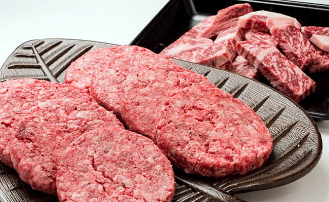 十勝ハーブ牛リブカットステーキ・ハンバーガーパテセットの特産品画像