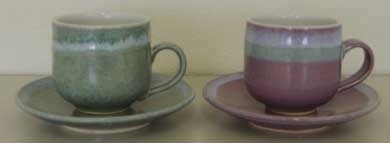 つづら陶房　赤・緑ペアコーヒーカップの特産品画像