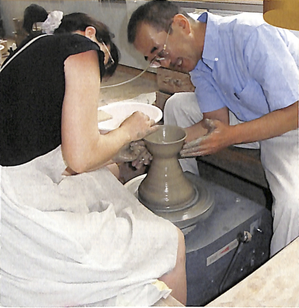 益子焼伝統工芸士に学ぶ陶芸体験の特産品画像