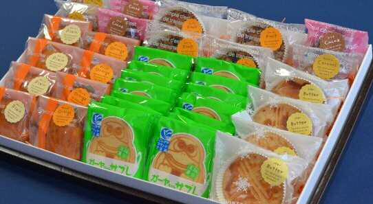 ガーヤちゃんサブレと洋菓子セットの特産品画像