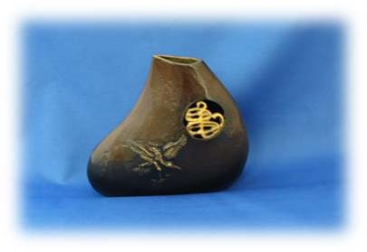 花器 栄華（鶴亀）：高岡銅器の特産品画像