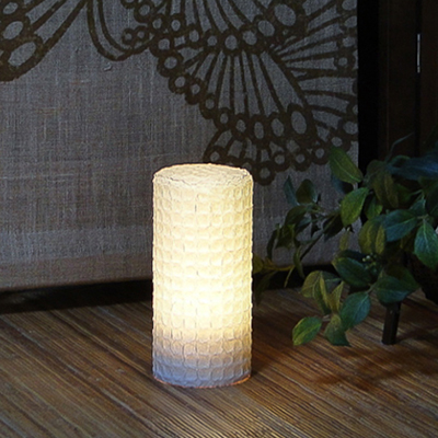 乾電池式LED照明器　螢の華光kiwami (3種類のシェード:和紙・わっふる・桜のセット)の特産品画像