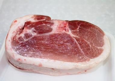 ワイン豚ブロック肉 1.0kgの特産品画像