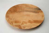 南木曽の栃の木をろくろで挽いたお皿の特産品画像
