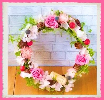 61 ～永遠のバラで贈る～ 「ロマンチックローズリース」プリンセスピンクの特産品画像