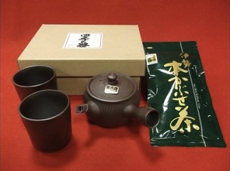 四日市萬古焼と伊勢茶のセットの特産品画像