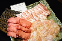 【松阪牛】ホルモン・牛タン・極豚バラ　BBQセットの特産品画像