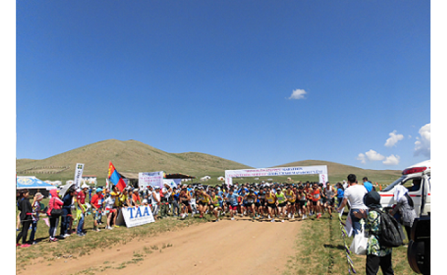 モンゴル国際草原マラソン大会参加の特産品画像
