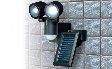 LED防雨センサーライト（ソーラー充電）の特産品画像