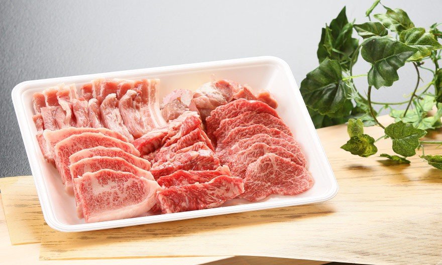 鳥取和牛・鶏・豚 焼肉セットの特産品画像
