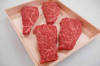 みのり牛(牛赤身ステーキ)の特産品画像