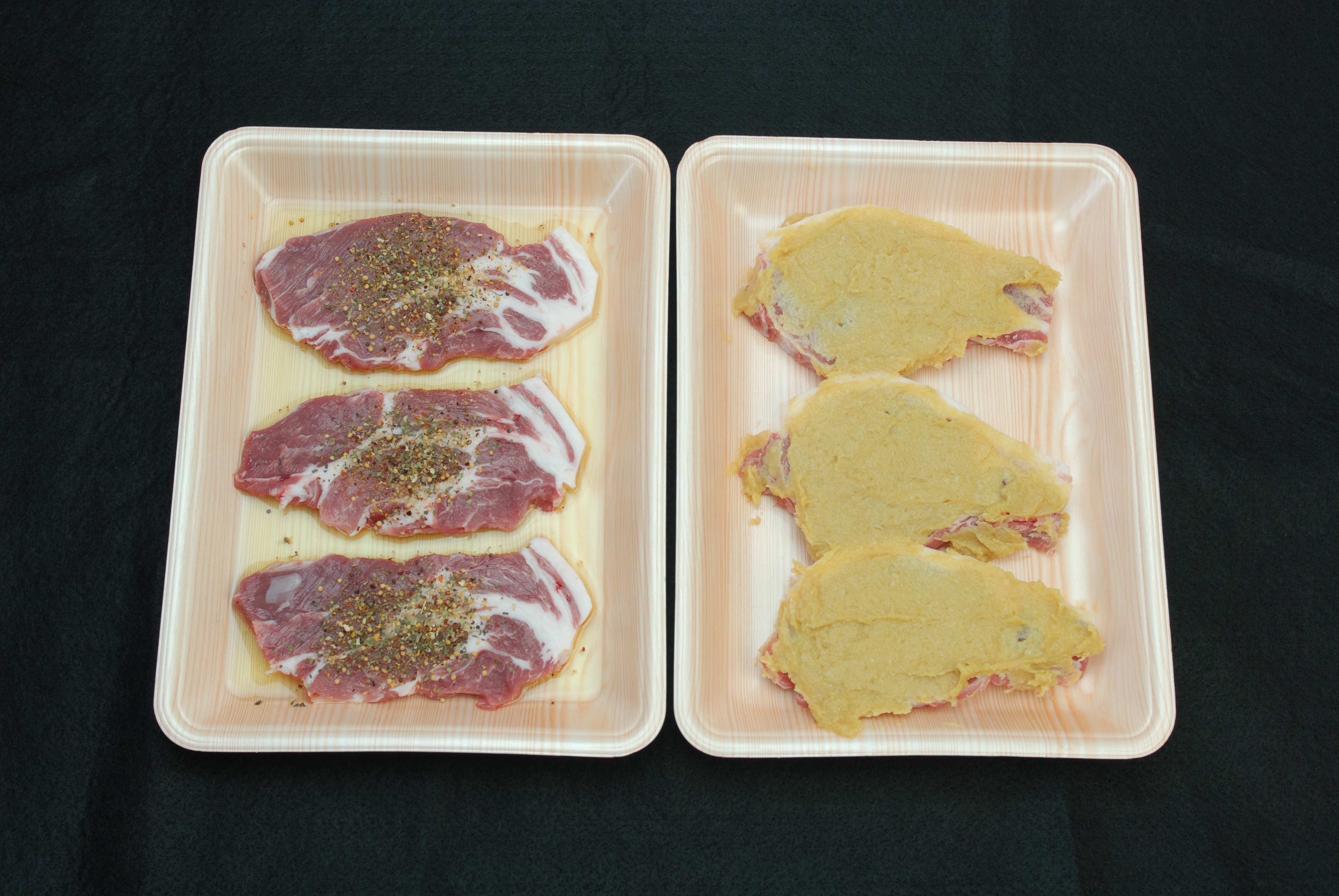 香川県産豚ロース肉のみそ漬けと肩ロース肉のオリーブオイル漬けセットの特産品画像