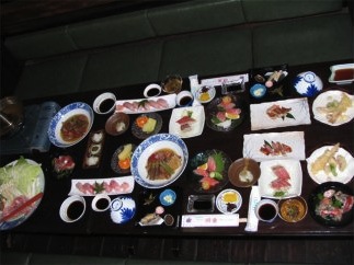 ペア宿泊券+室戸Ａ級食材「金目鯛フルコース」の特産品画像