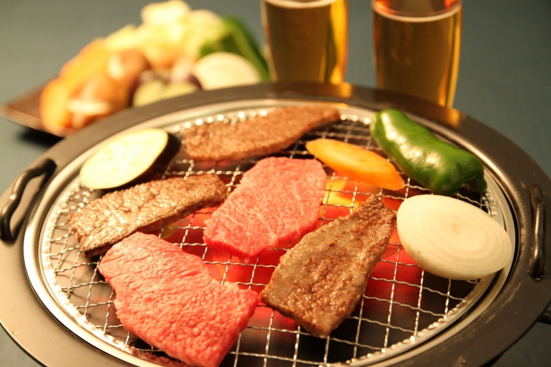 長崎和牛焼肉セット（小）～安心の地元野菜付～の特産品画像