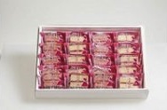 佐伯市菓子組合が共同開発した佐伯の洋菓子新銘菓『佐伯藩・菊姫物語』（20個入）の特産品画像