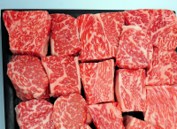 黒毛和牛赤身サイコロステーキの特産品画像